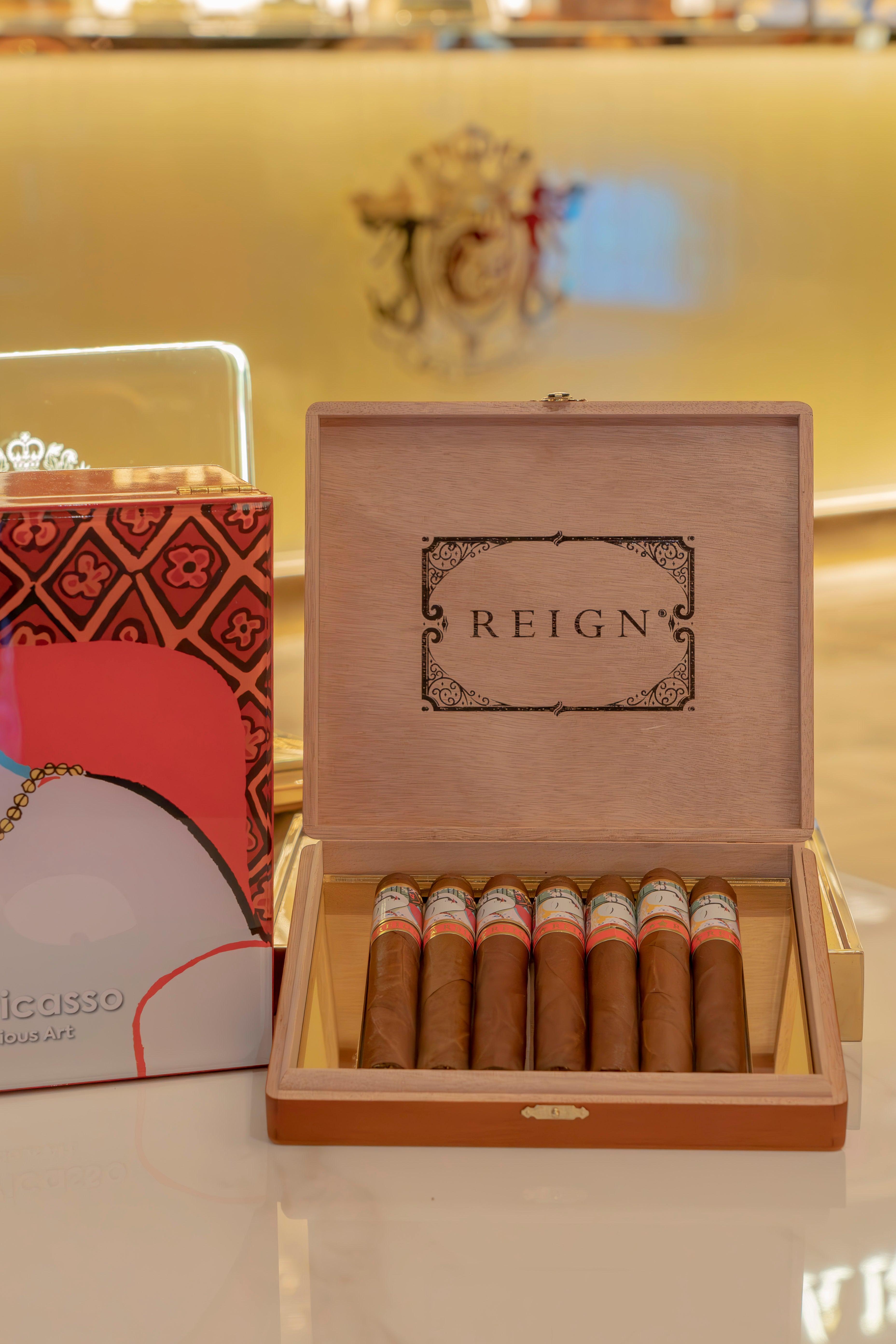 Picasso's Masterpiece: The Dream x Dominican Cigars Set - 7 Exquisite Pieces